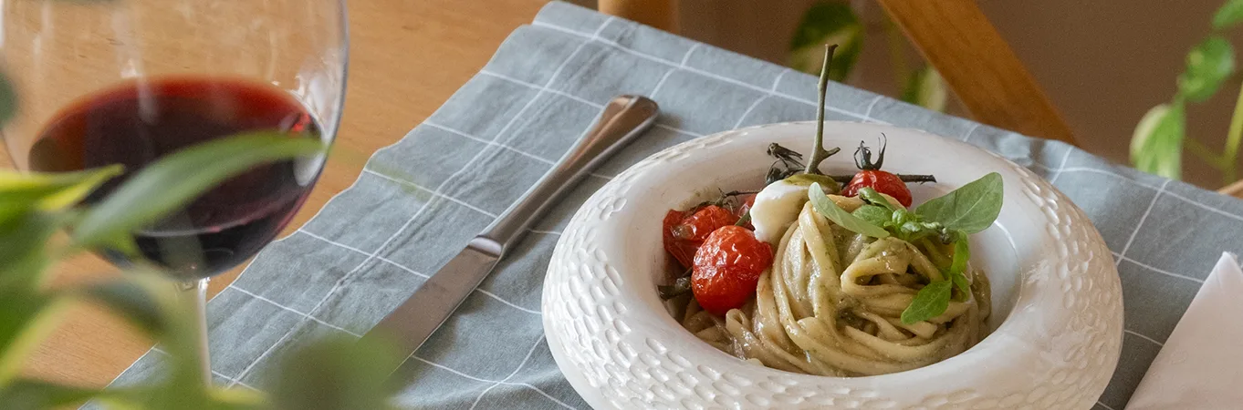Modo de preparo – receita_banner_talharim_tomate_e_bufala.webp